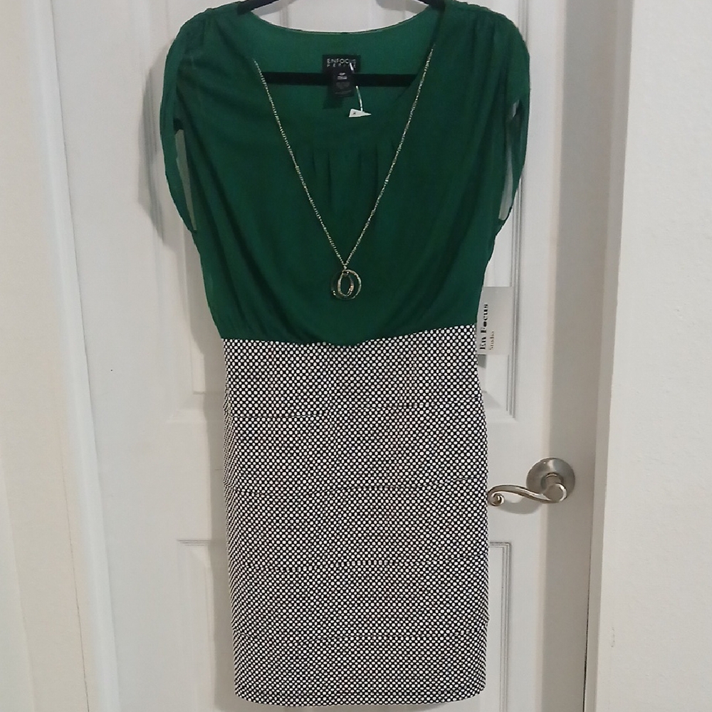 Enfocus Studio Green Top